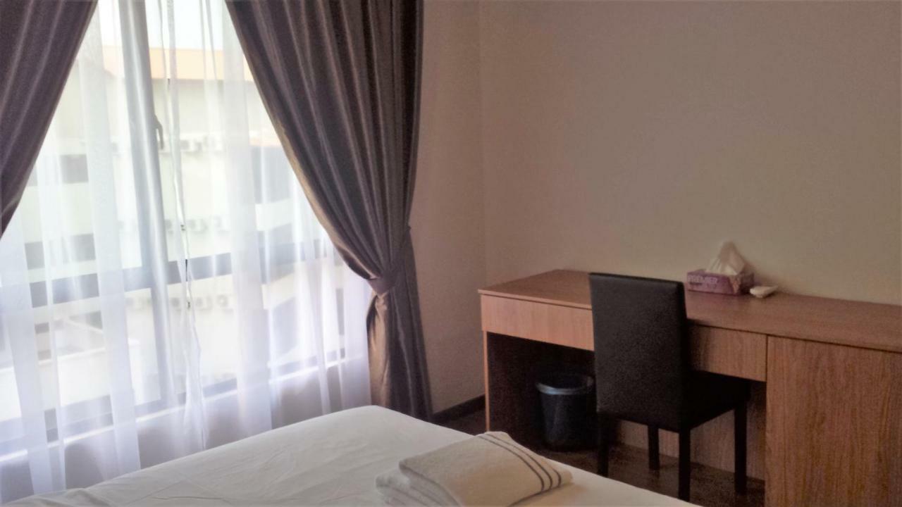 Cherloft@Samsuria Beach Residences Kampung Sungai Ular Екстериор снимка